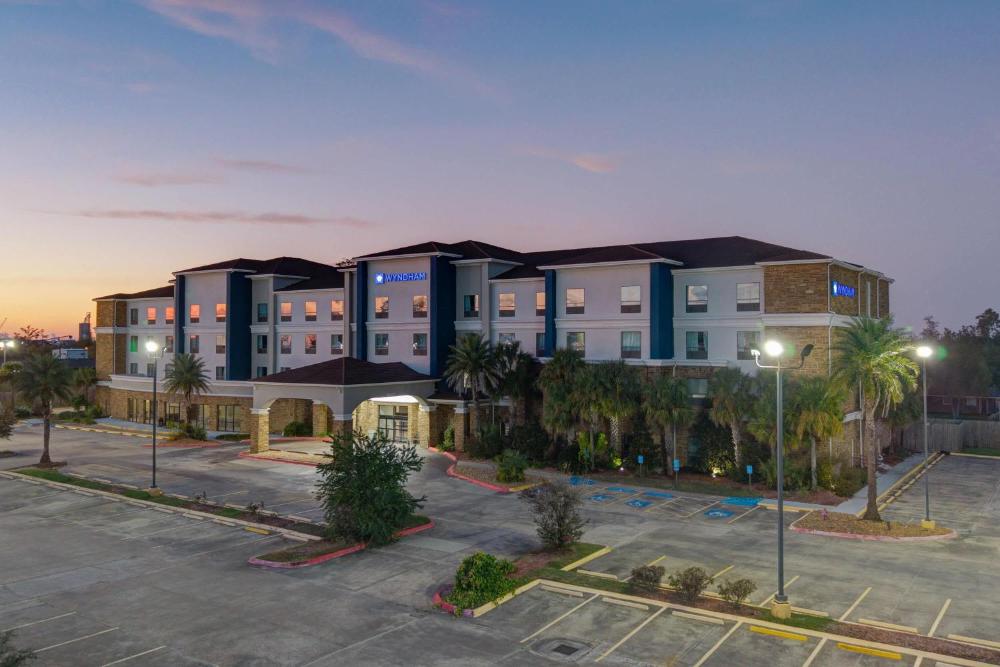 Wyndham Lake Charles